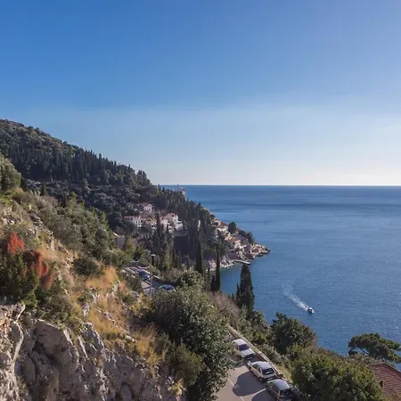Viola Dubrovnik