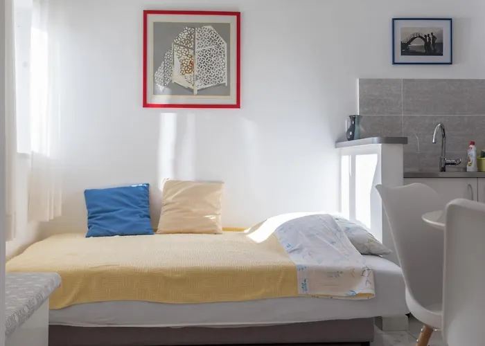 아파트 아파트먼트 비올라 *